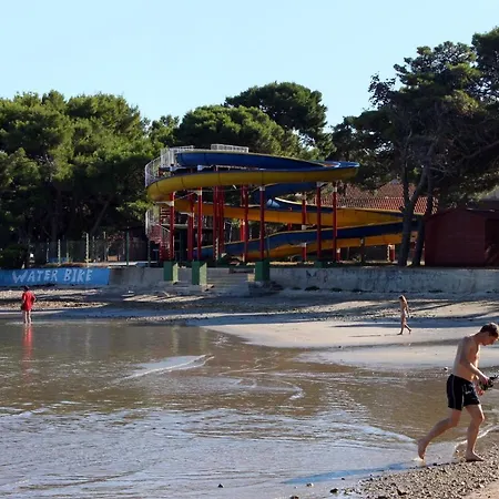 With A Parking Space - 7209 *