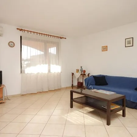 With A Parking Space - 7209 * Medulin